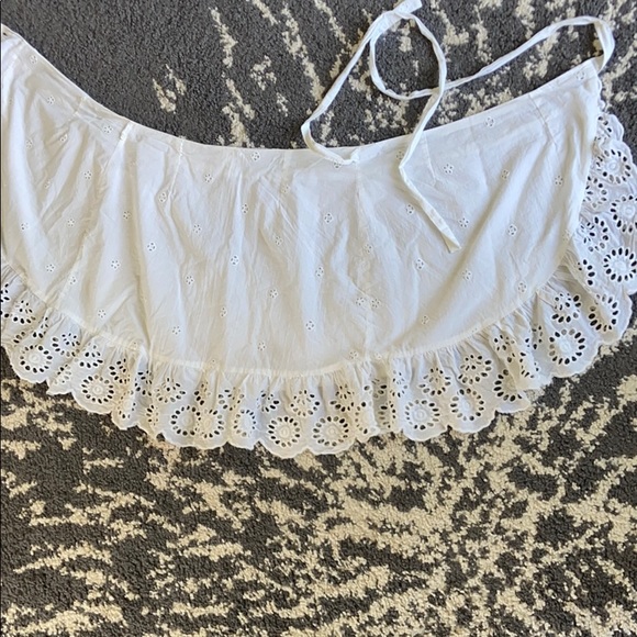 Beautiful white wrap skirt - Picture 3 of 6